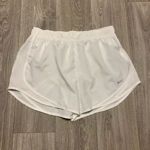 NWOT L Nike Dry-fit Shorts